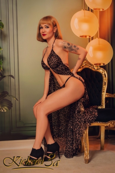 515Viktoria09