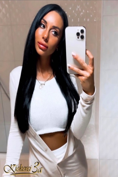 5f9d06ab-def1-48cd-82d9-96686290a850